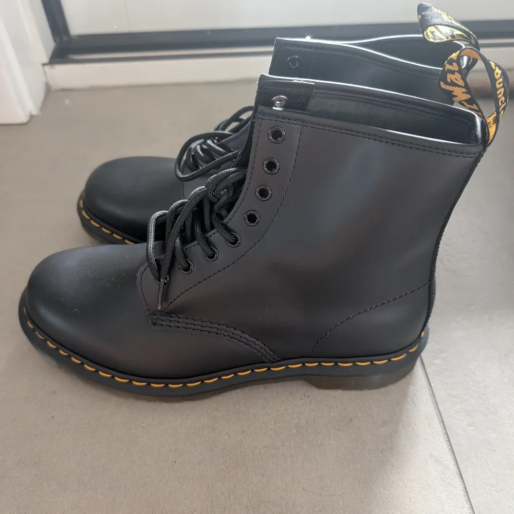 Dr. Martens Smooth Black Boots with Yellow Stitching - Picture 3 of 6